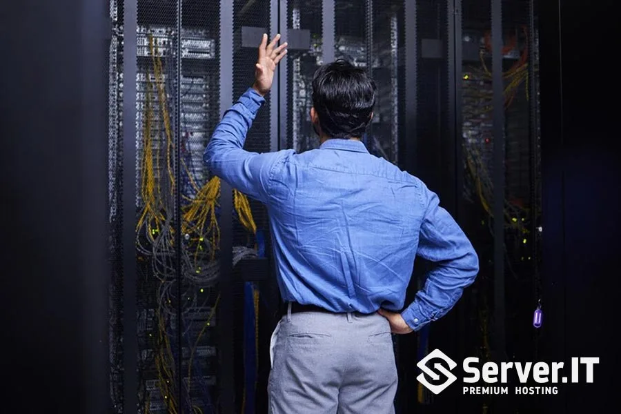 Assistenza Server: cos'è, perché è importante. Helpdesk Server IT